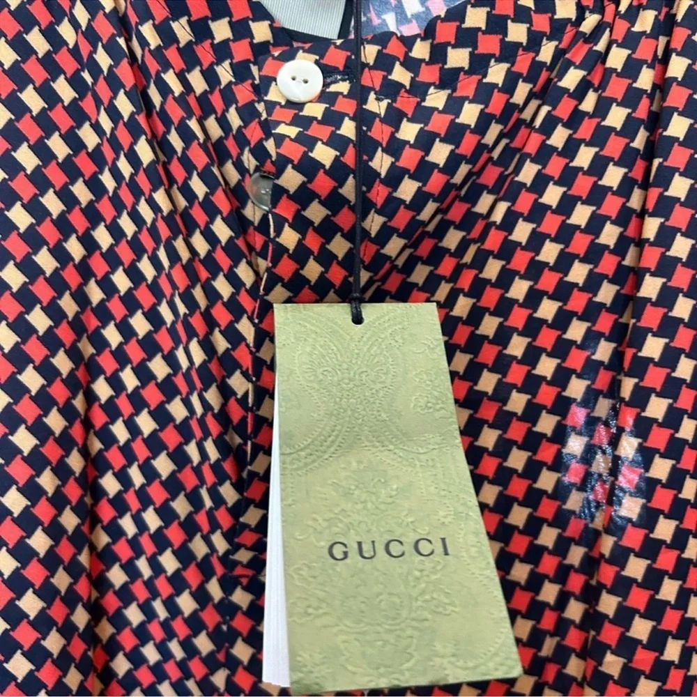 Men’s Gucci, Bermuda short size 56/XL made in Italy NWT